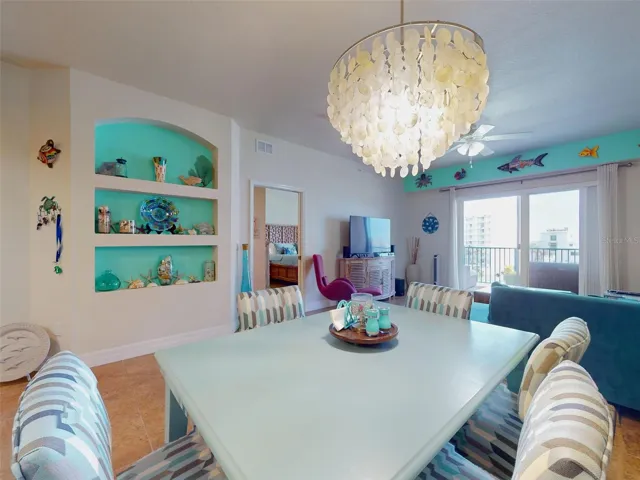 Dining / Living room