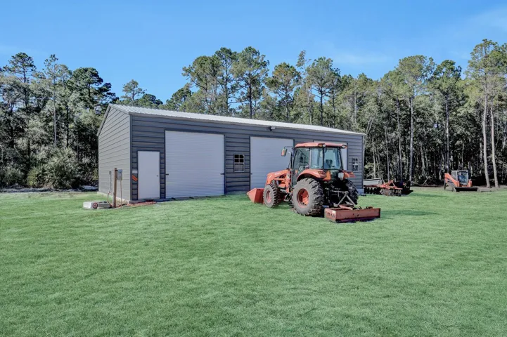 Grass is Virtually Staged