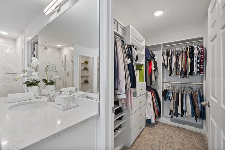 Master walk in closet
