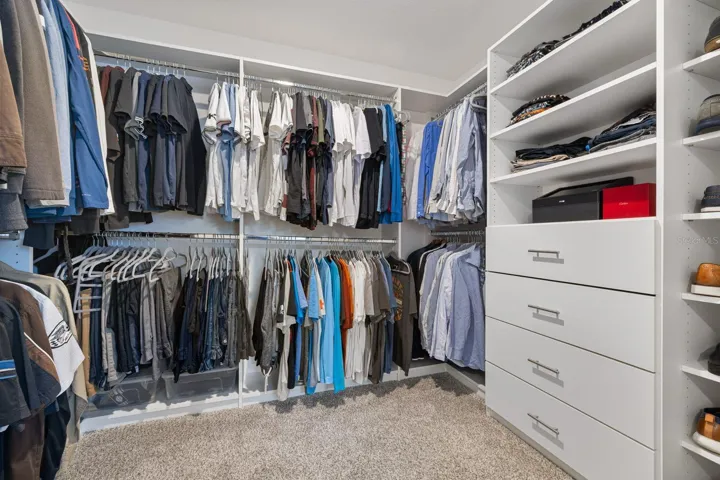Walk in Closet Master room