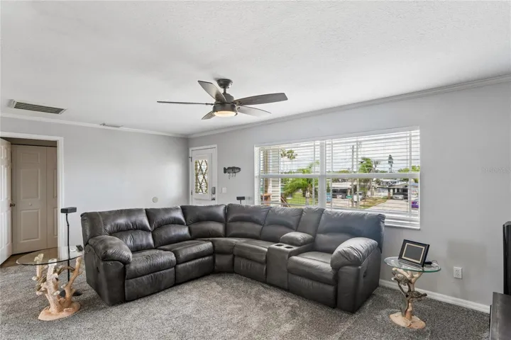 FURNITURE NEGOTIABLE
