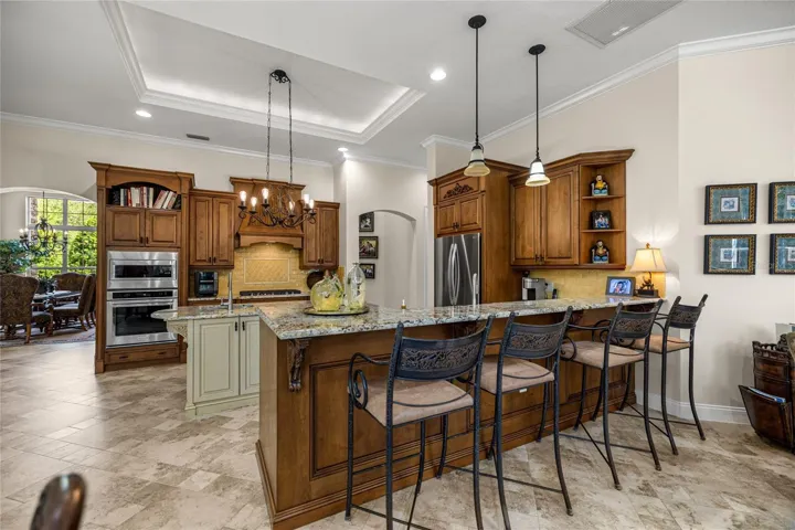 BREAKFAST BAR