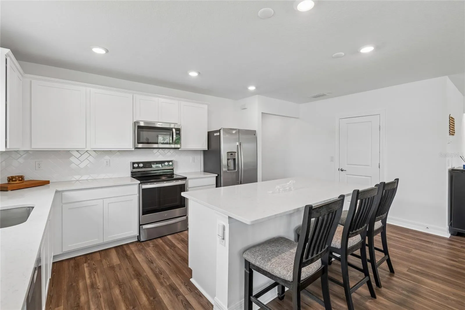 3883 Capri Coast Dr, Plant City, Florida 33565 — photo 10