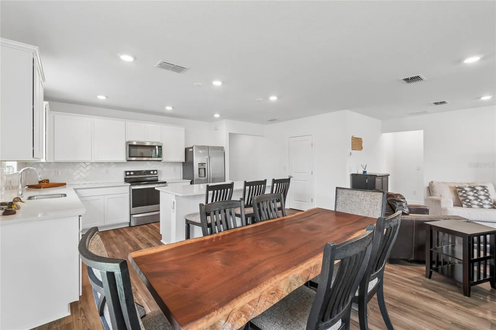 3883 Capri Coast Dr, Plant City, Florida 33565 — photo 15