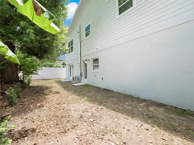 1507 Catherine St - Unit A, Backyard