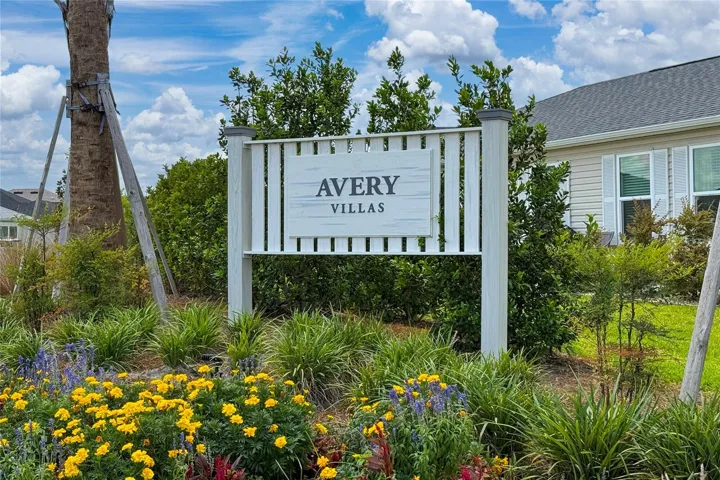 Avery Villas community sign in the Village of Shady Brook, The Villages.