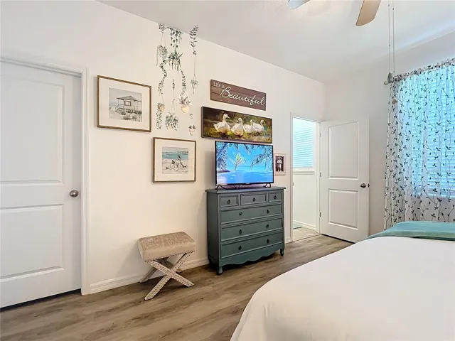 Guest Bedroom with Walk-in Closet and Private Bath