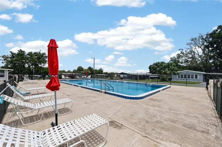 Clubhouse Pool
