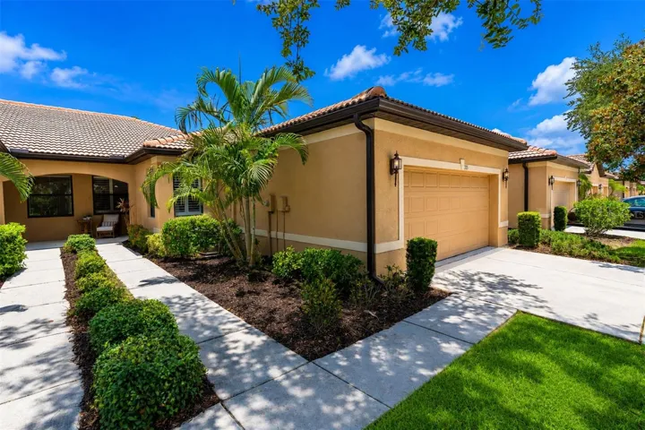 End unit, bright natural light throughout.