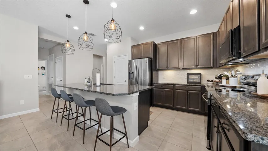 Kitchen (3)