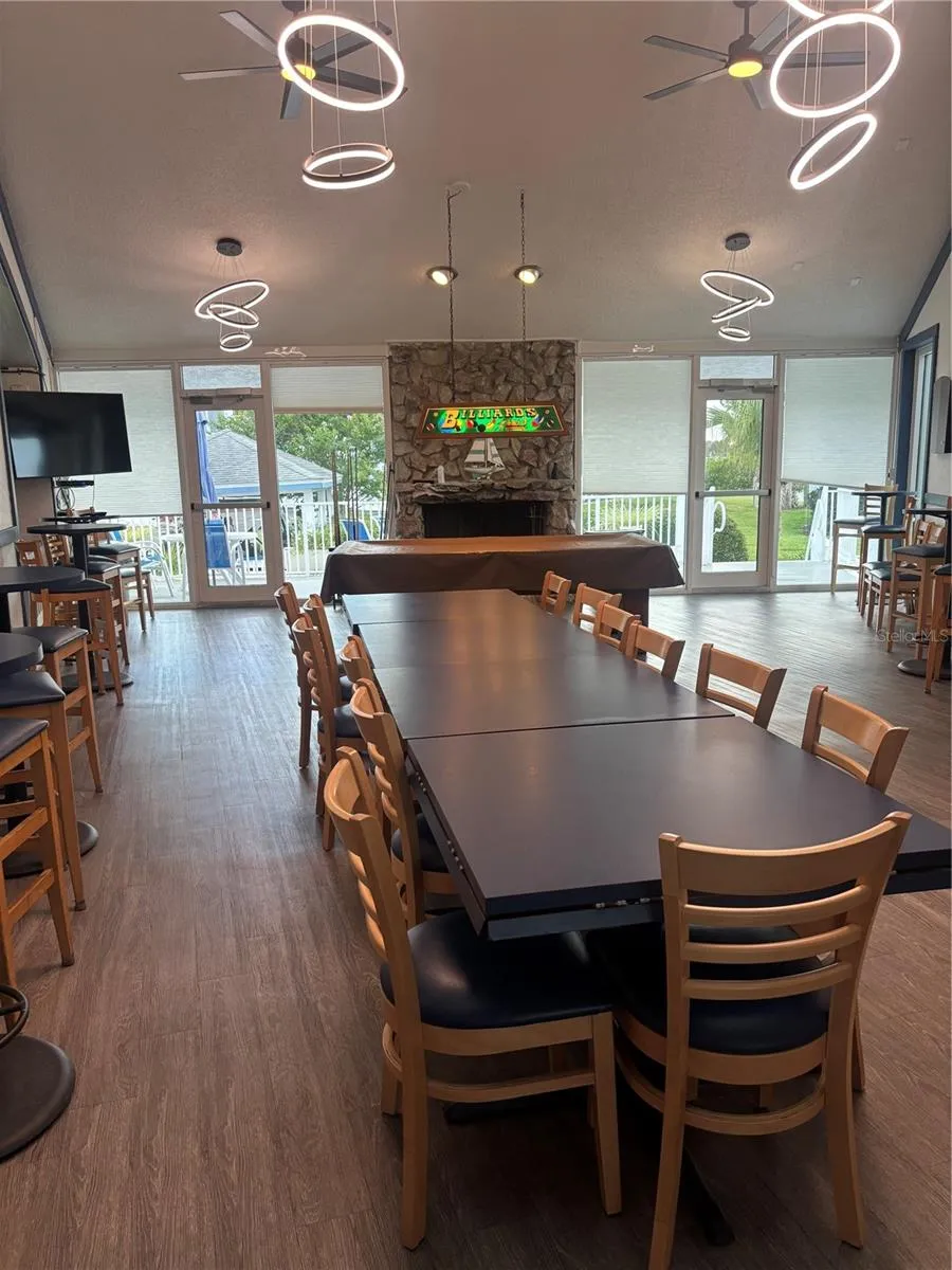 Pool table, fireplace, lounge