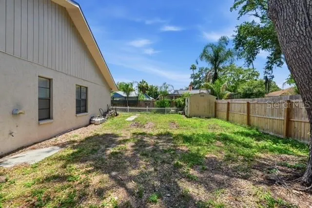 Side yard 3