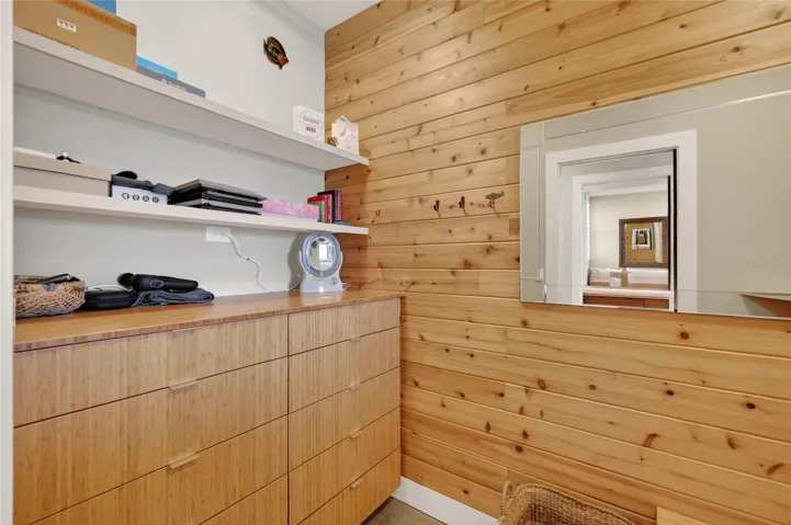 Primary Suite Closet