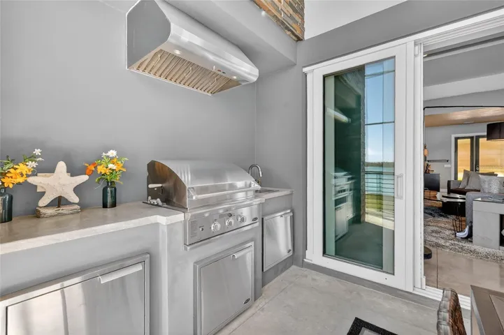 Outdoor Kitchen Area
