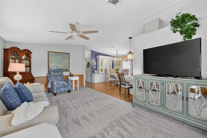 Dining room/Living room