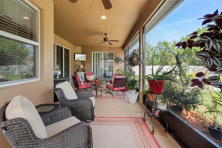 screened lanai