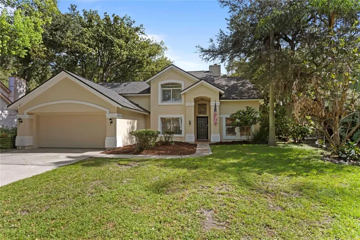 Welcome home to 7210 Hammet Road in beautiful Tampa Palms!