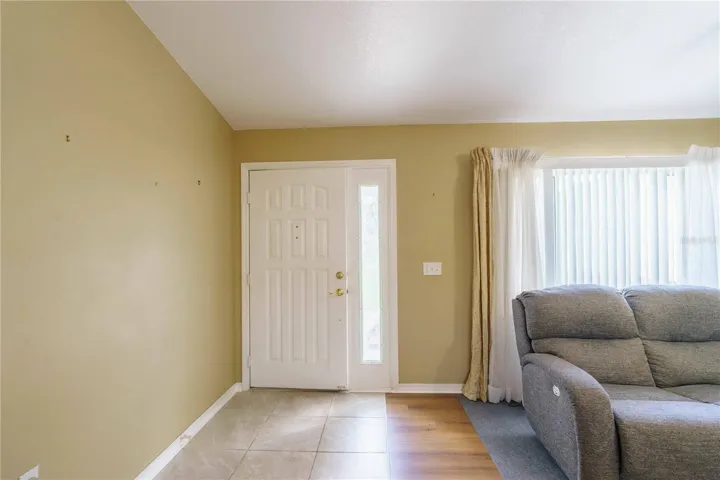 Entryway/Foyer