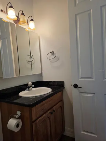 Guest room suite - bathroom