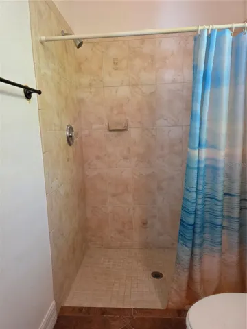Guest room suite - bathroom