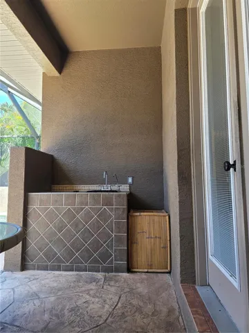 Outdoor kitchen