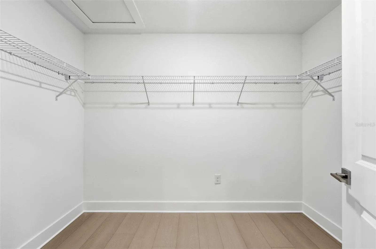 Dual walk in primary closets