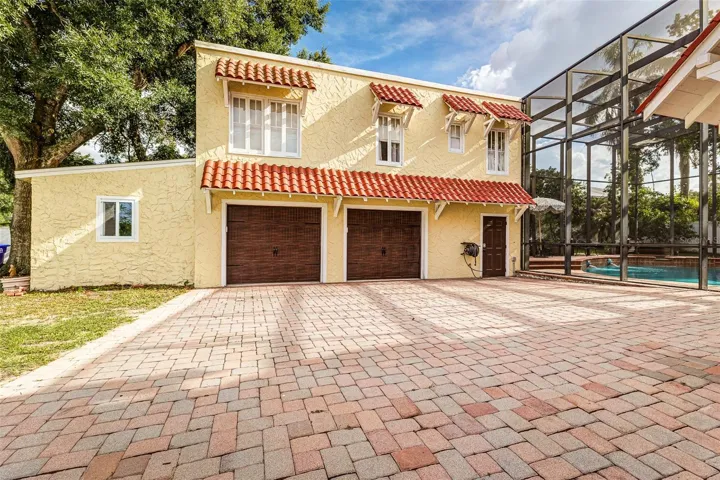 Detached ADU 1 Bed + 1 Bath