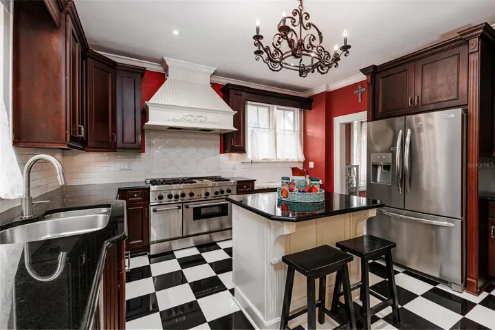 Checkered tile in the Chefs Kitchen