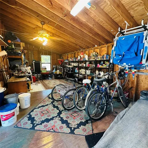 420 sq ft shed with electricity
