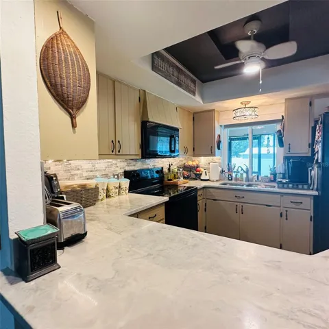kitchen with under-cabinet lightling