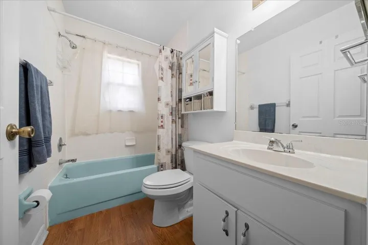 Guest Bathroom