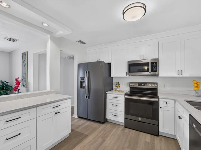 Newly Renovated Kitchen