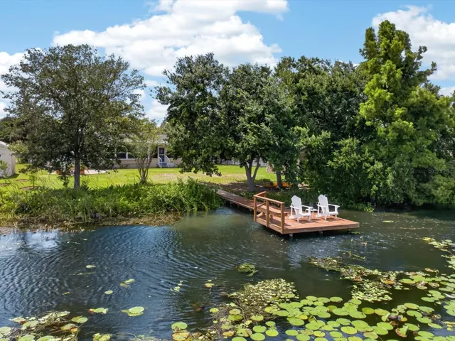 Relax. Unwind. Enjoy the Waterfront Lifestyle.