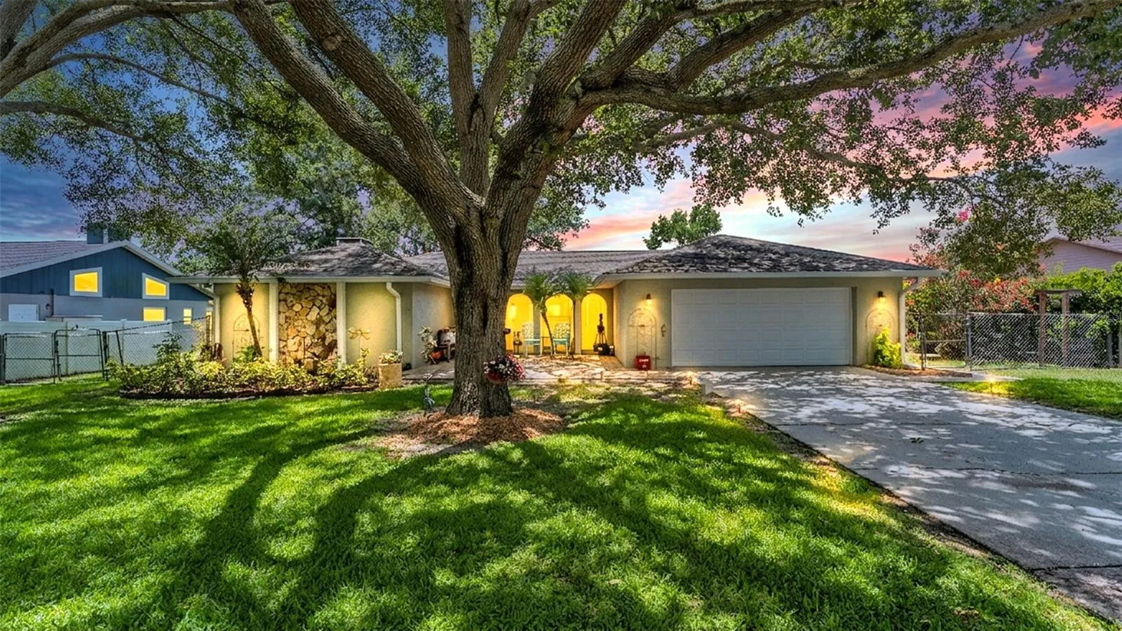 422 Willow Run, Lakeland, Florida 33813 — photo 2