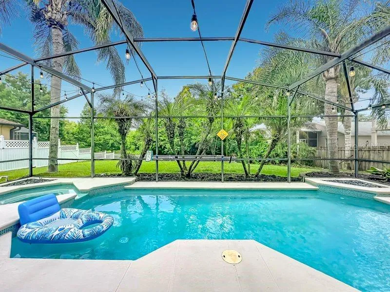 Screened Pool Enclosure