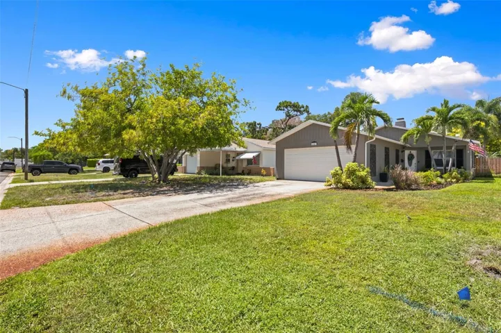 Ample driveway space and Parking