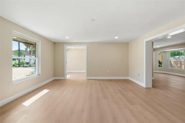 Front livingroom