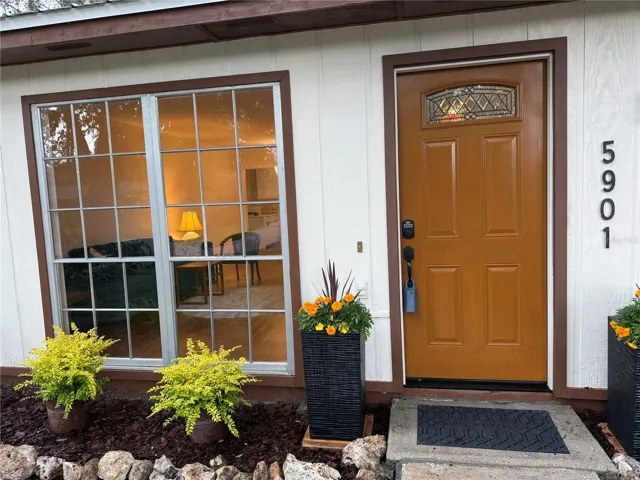 Inviting entry
