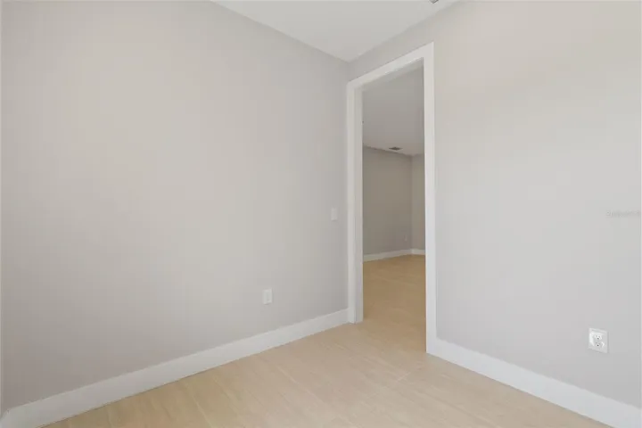 Office/Bedroom 4