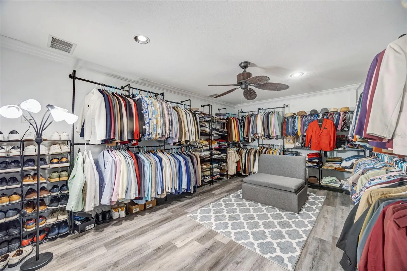 suite 1 OMG CLOSET