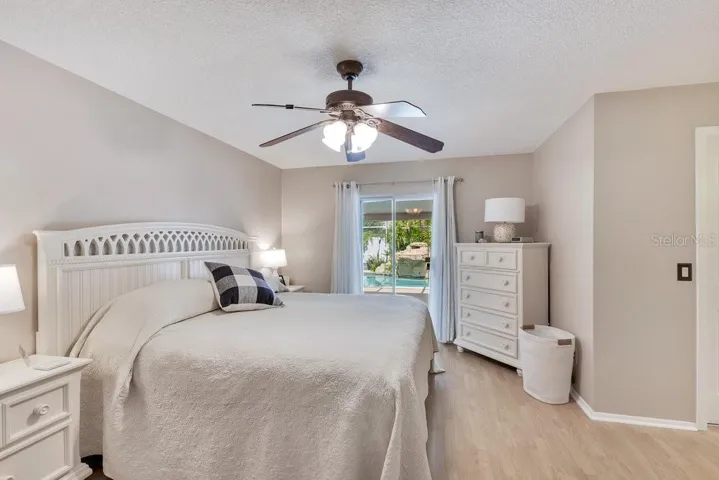 Primary suite