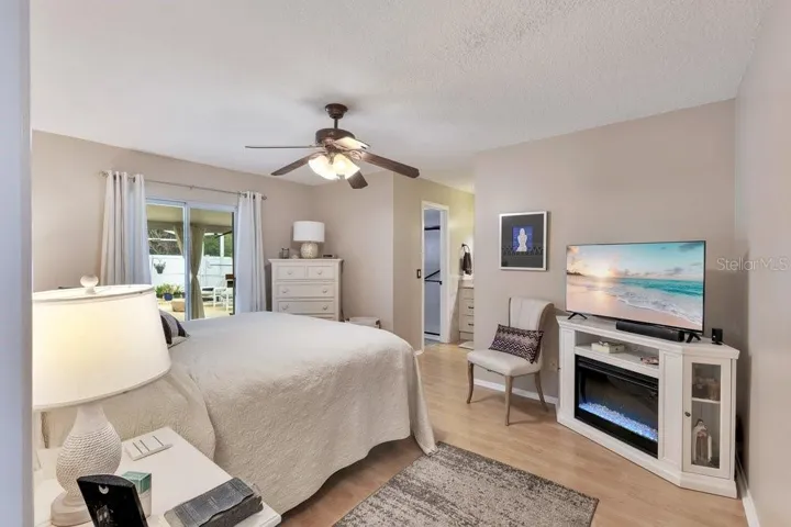 Primary suite