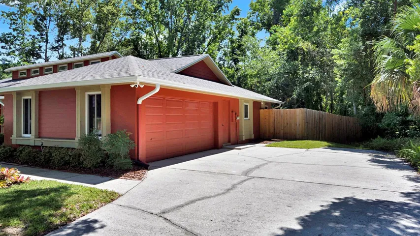 Side Entry Garage