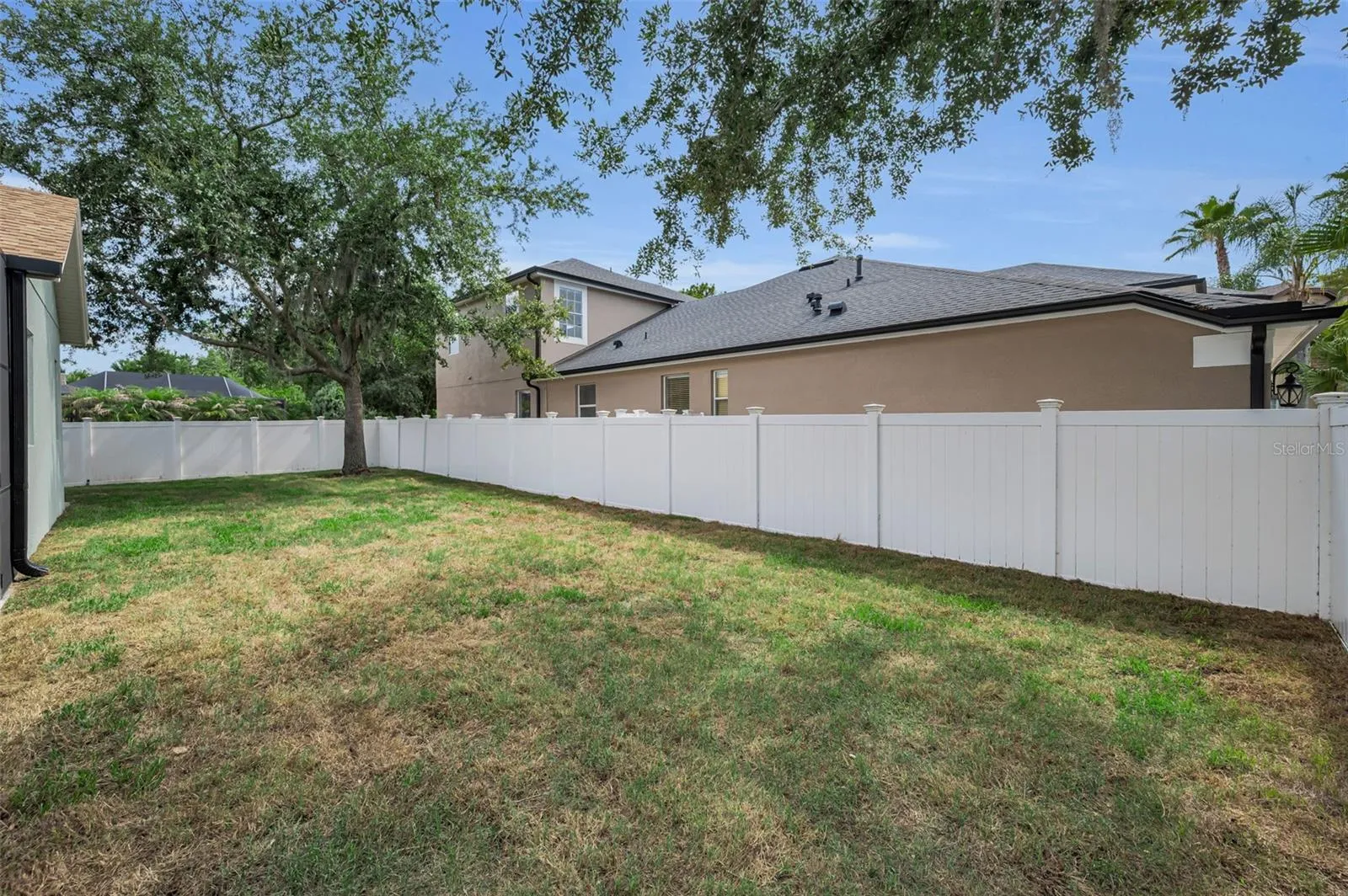 Plenty of room for pool/yard toys etc...