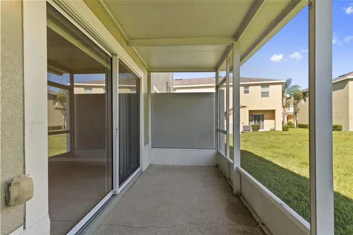 Rear Lanai- Covered &amp; Screened