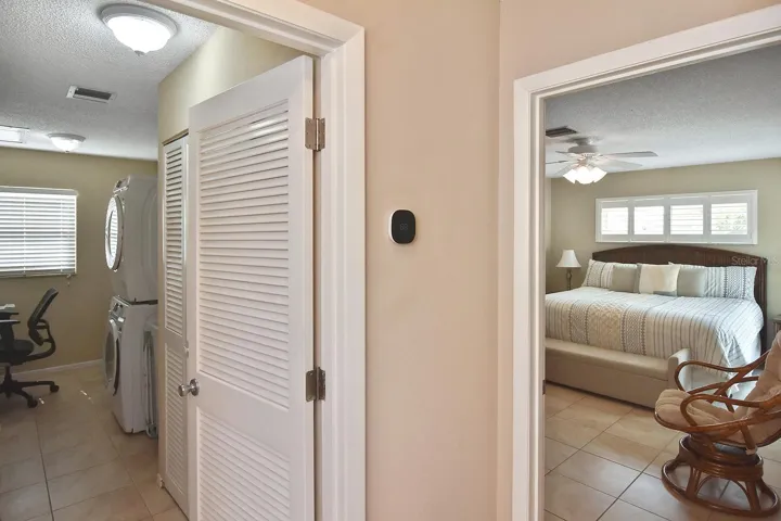 Laundry room, primary bedroom
