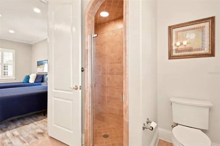 Casita bathroom