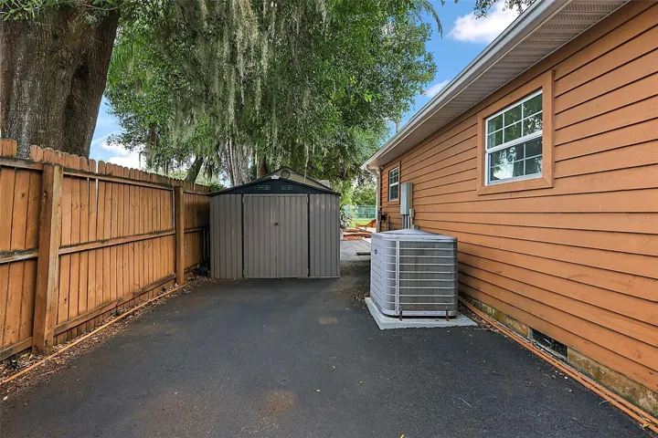 Shed