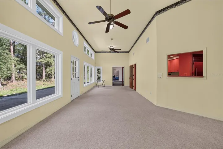 Living Room/Sun Room