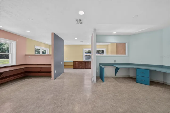 Bonus Room/Office Area